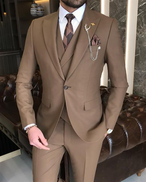 Italian style slim fit men's jacket vest pant suit camel T9113