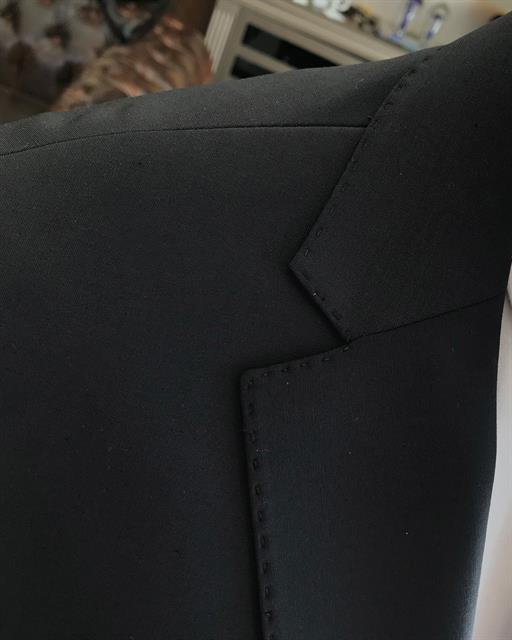 Italian style slim fit woolen jacket vest pant suit black T9372