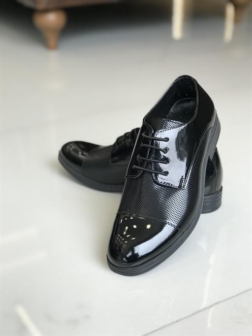 Klasik rugan bağcıklı erkek çocuk ayakkabı Siyah T8433
