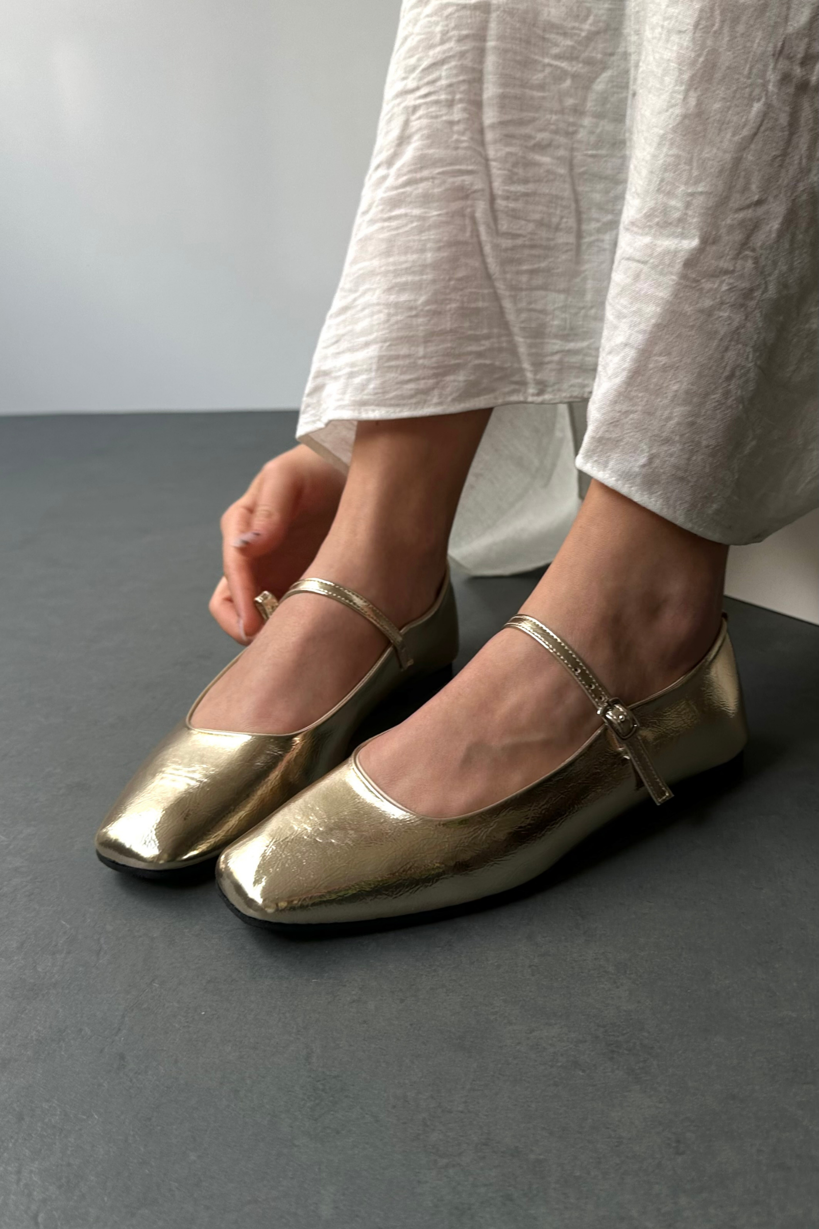 Kadın Babet ALTIN PARLAK