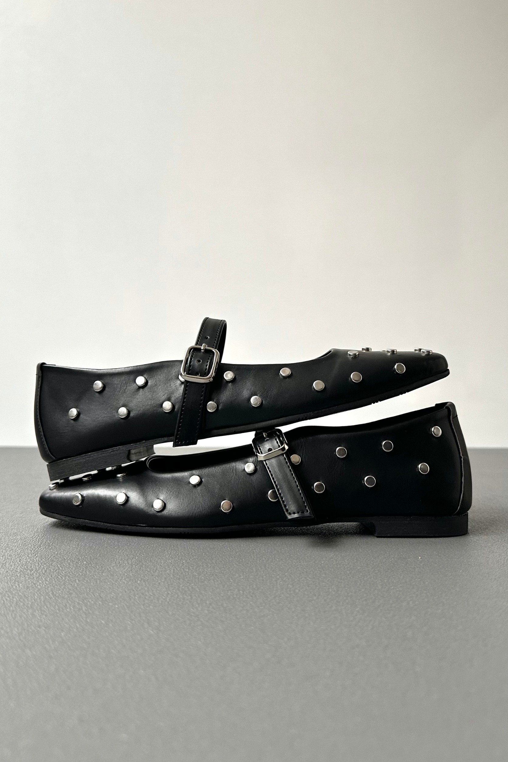 Kadın Babet  SİYAH TAŞLI