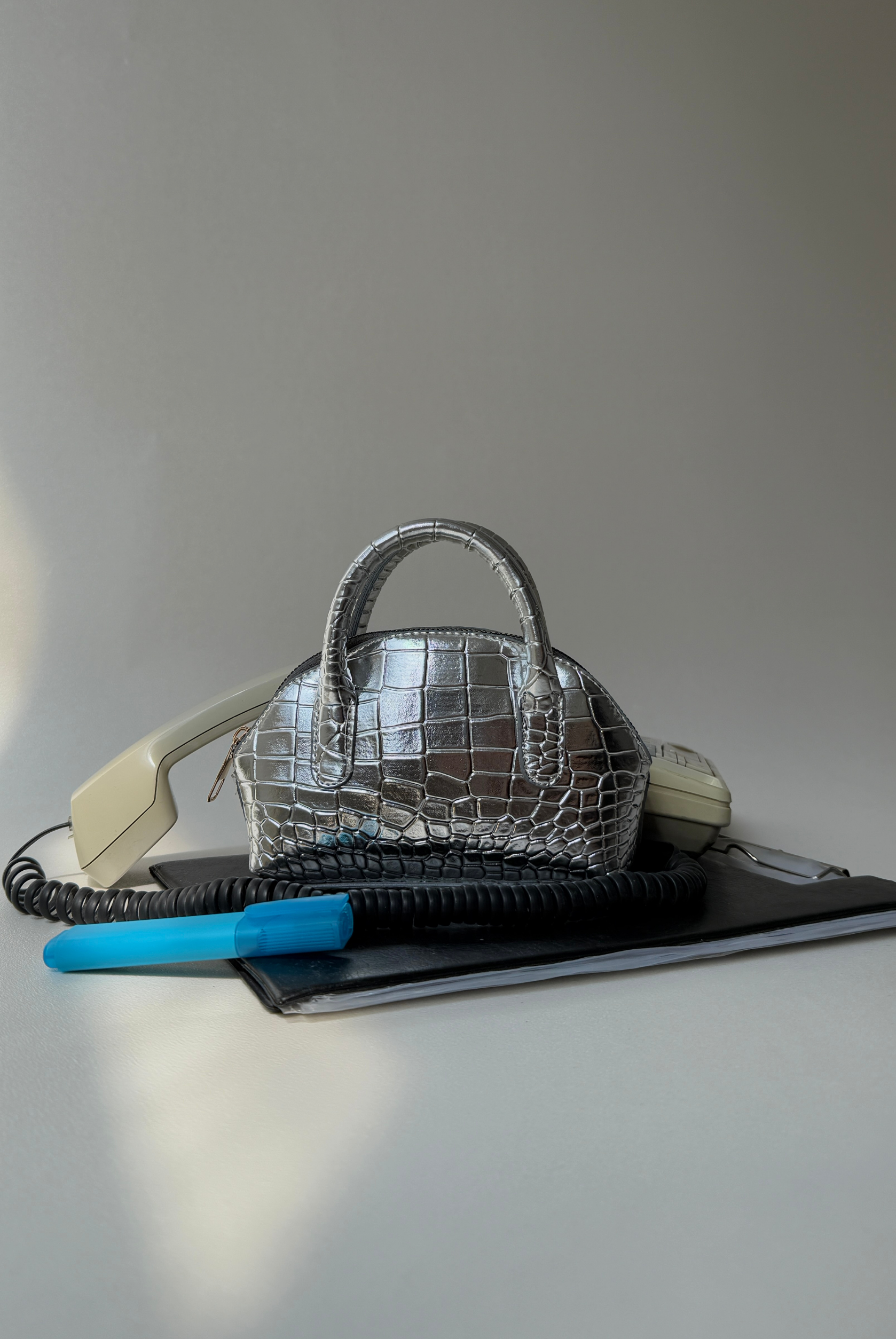 Kadın El ve Omuz Çantası SİLVER CROCO