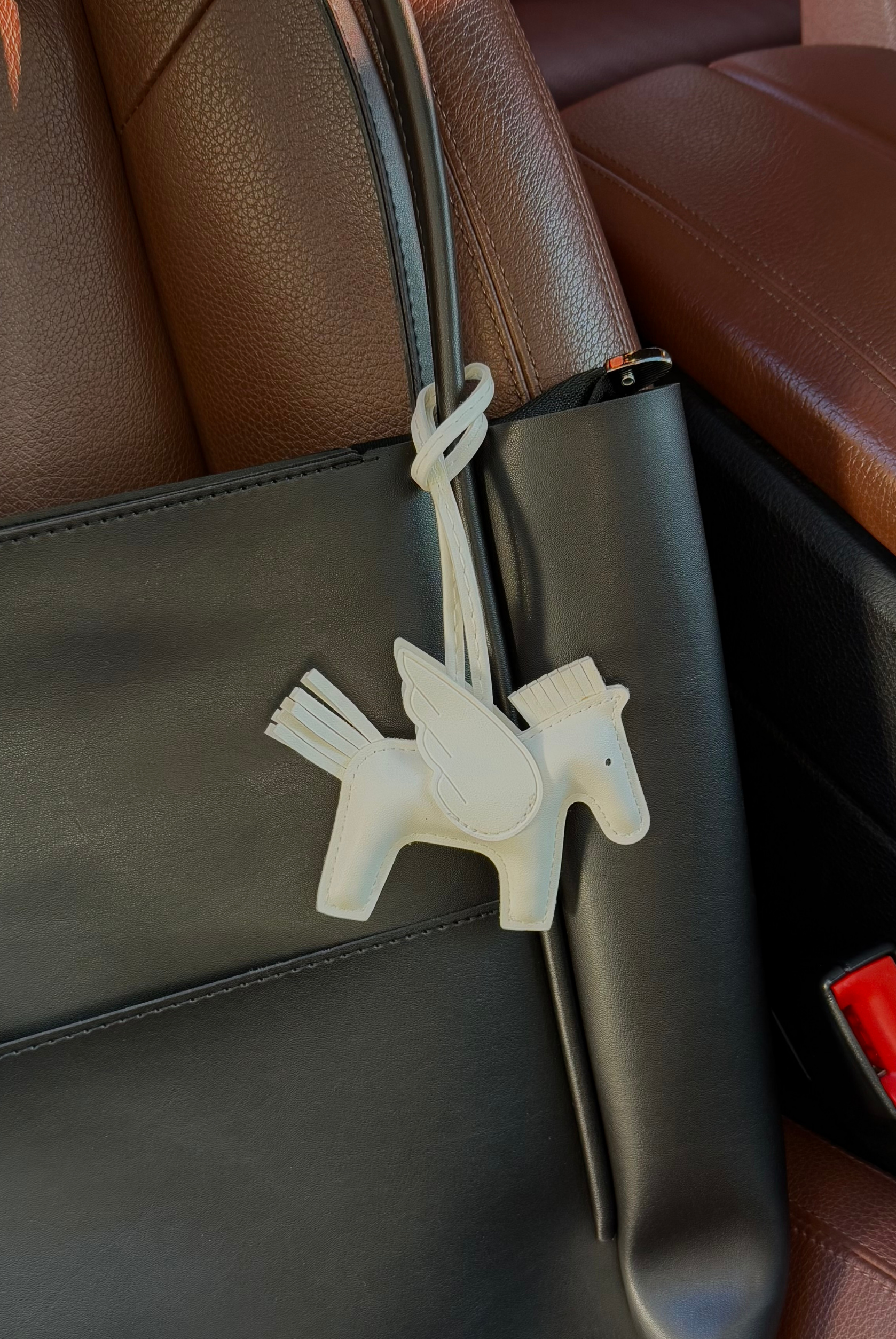 Çanta Aksesuar Charm At Figürlü BEYAZ