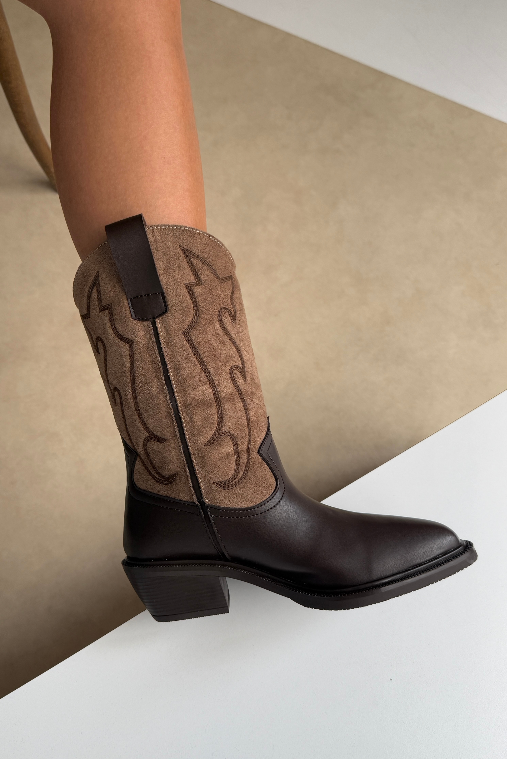 Kadın Bot ACI KAHVE SÜET