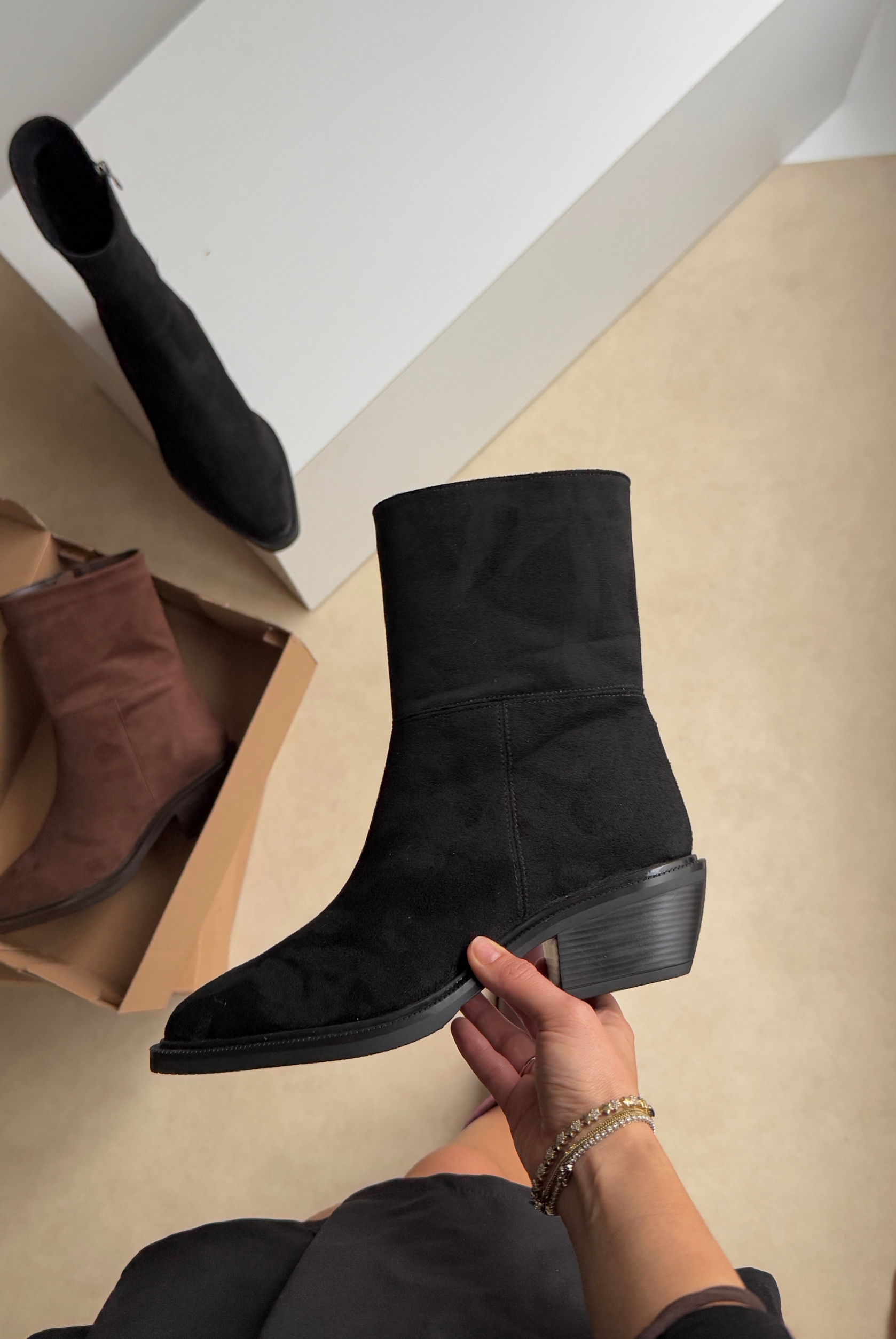 Kadın Bot SİYAH SÜET