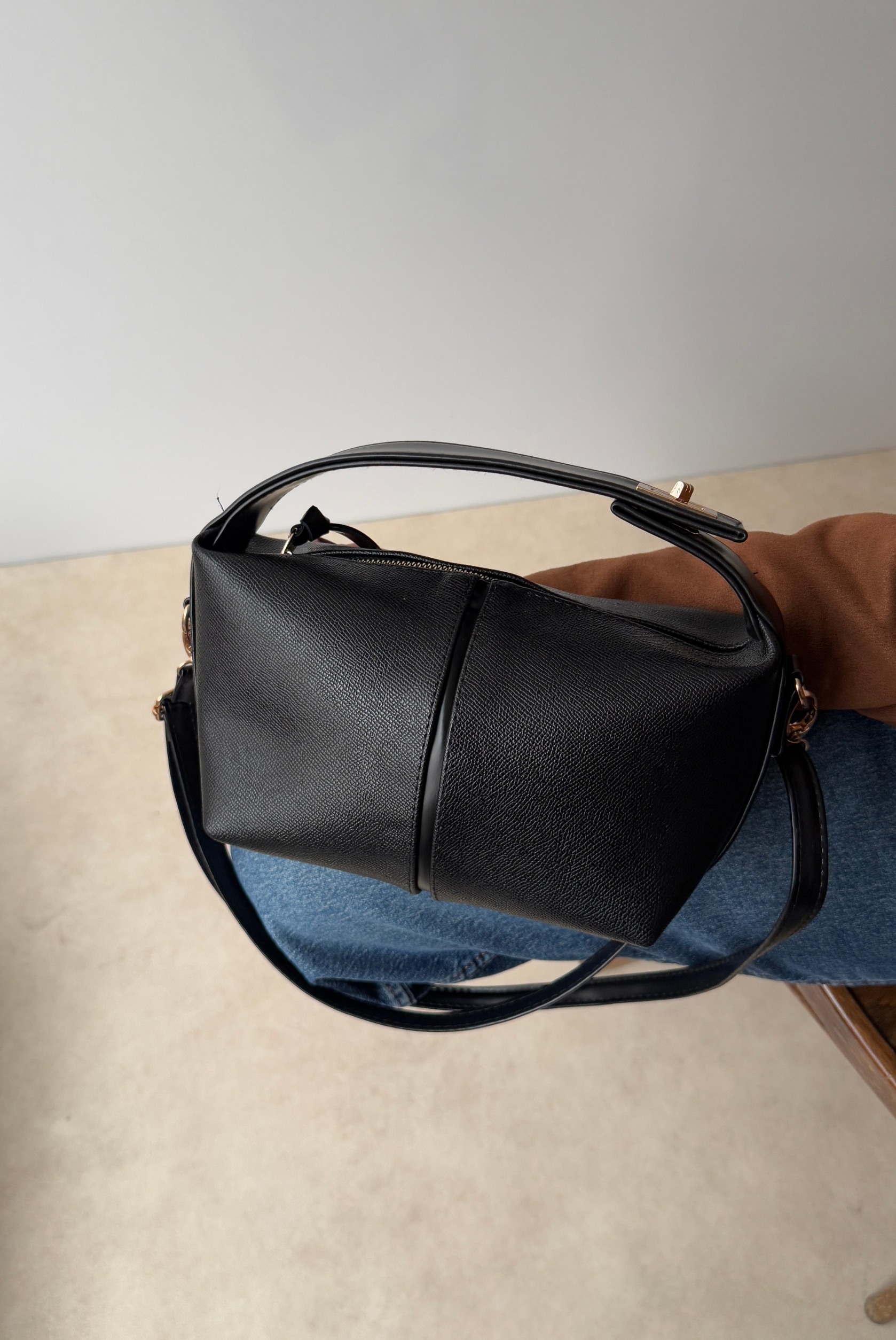 Kadın El ve Omuz Çantası SİYAH