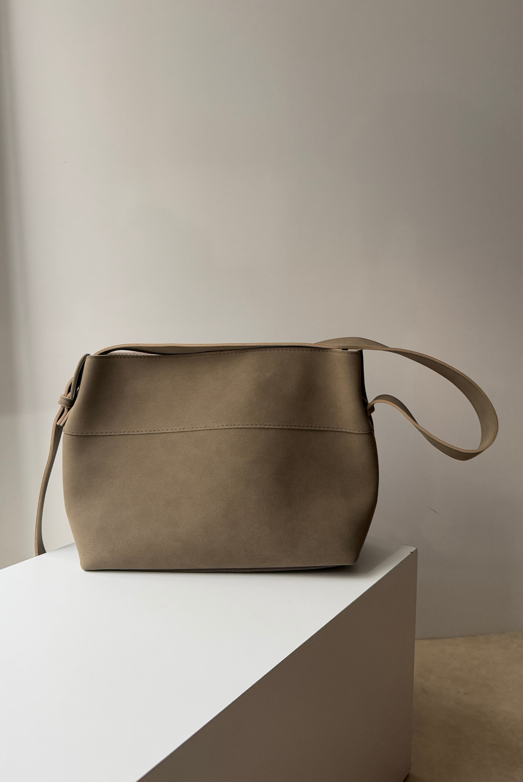 Kadın El ve Omuz Çantası VİZON SÜET