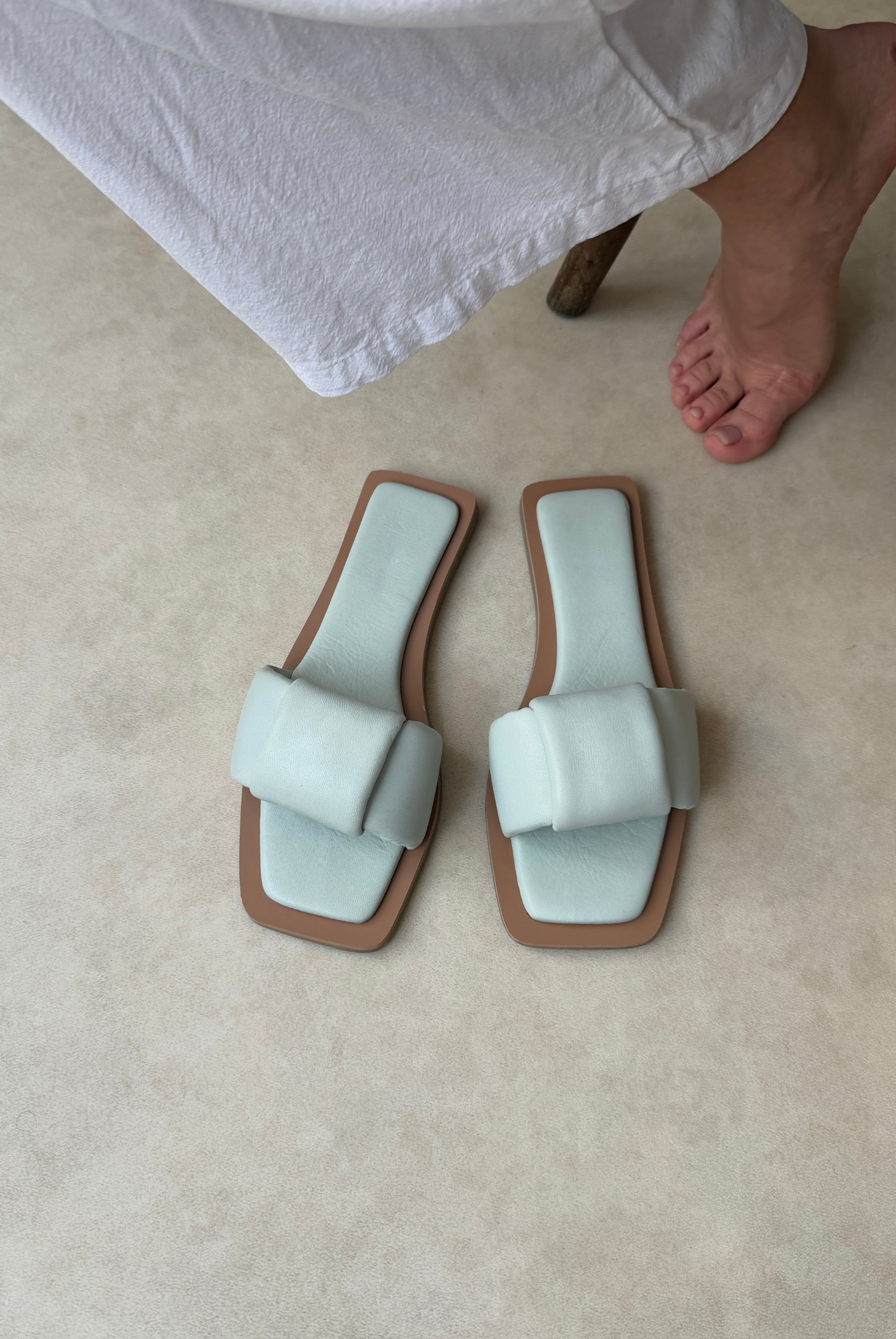 Kadın Hakiki Deri Terlik SU YEŞİLİ