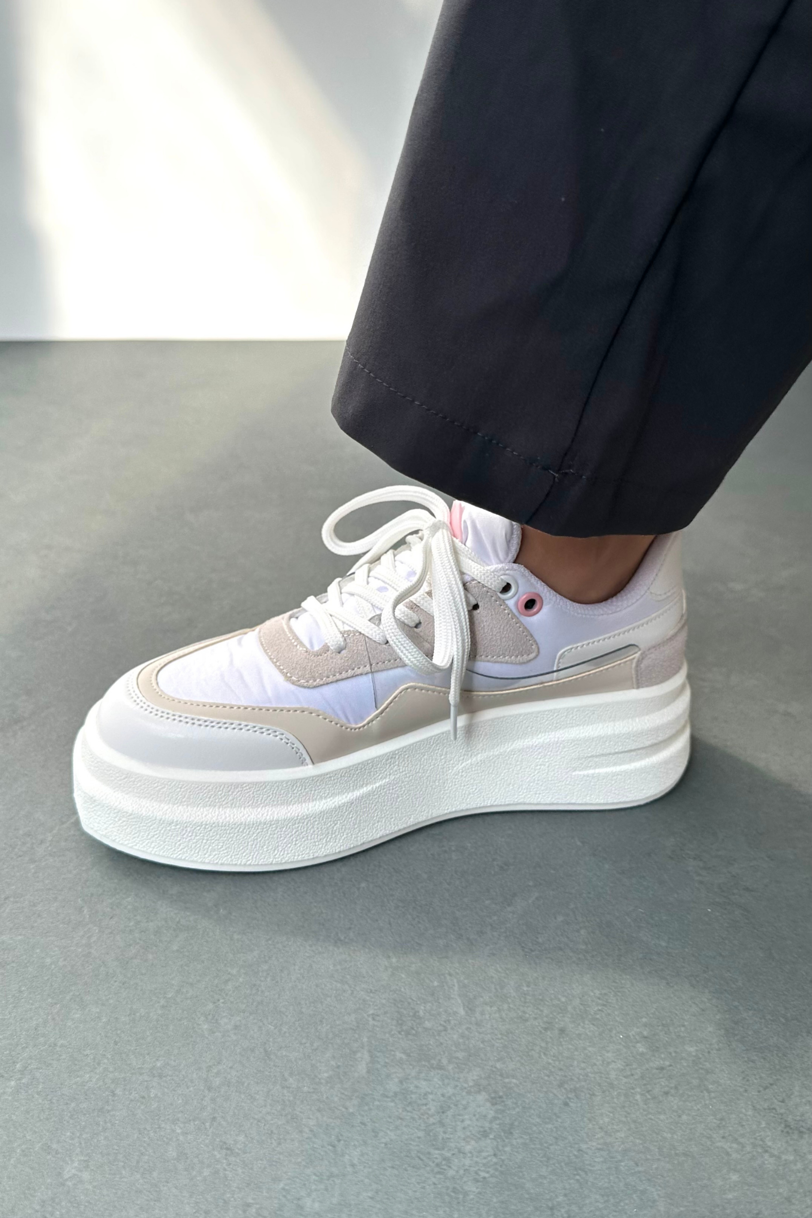 Kadın Spor Ayakkabı BEYAZ PUDRA