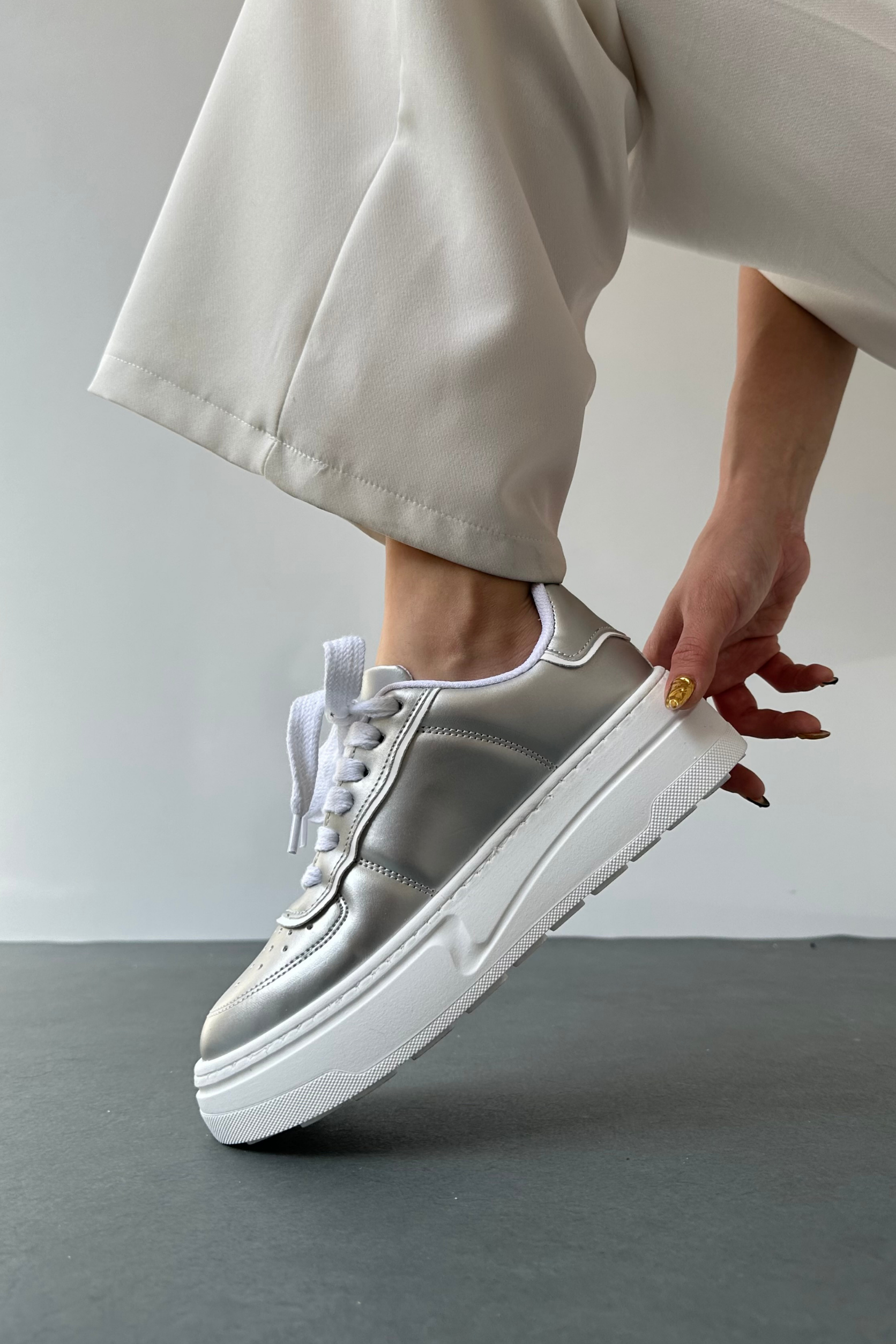 Kadın Spor Ayakkabı GÜMÜŞ