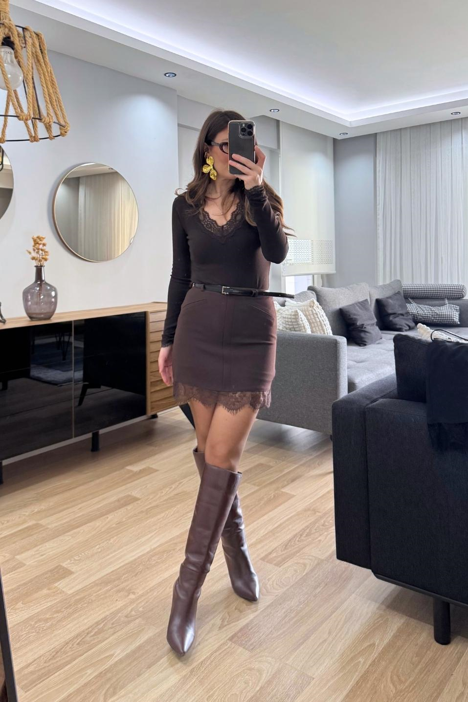 Dantel Detaylı Bluz Acı Kahve