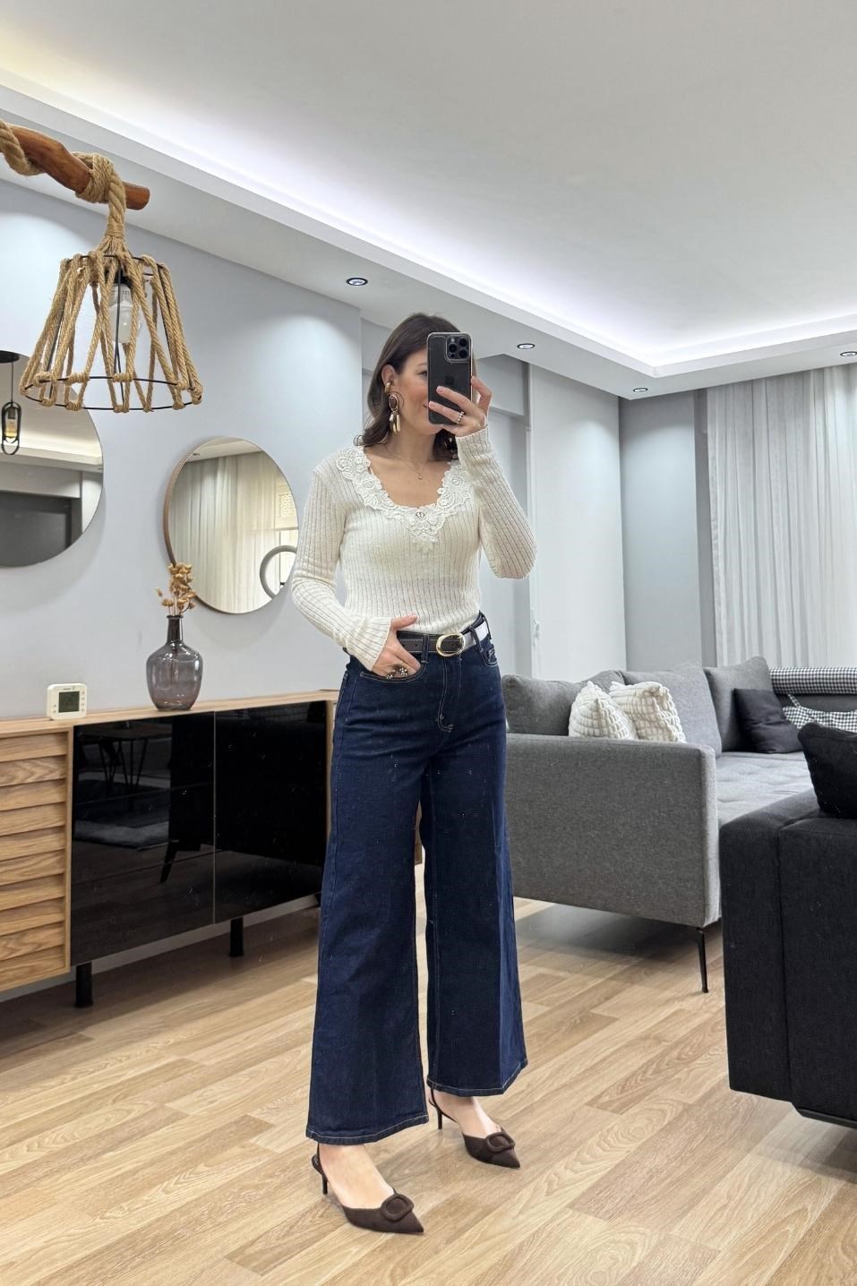 Dantel Yaka Fit Triko Bluz Ekru