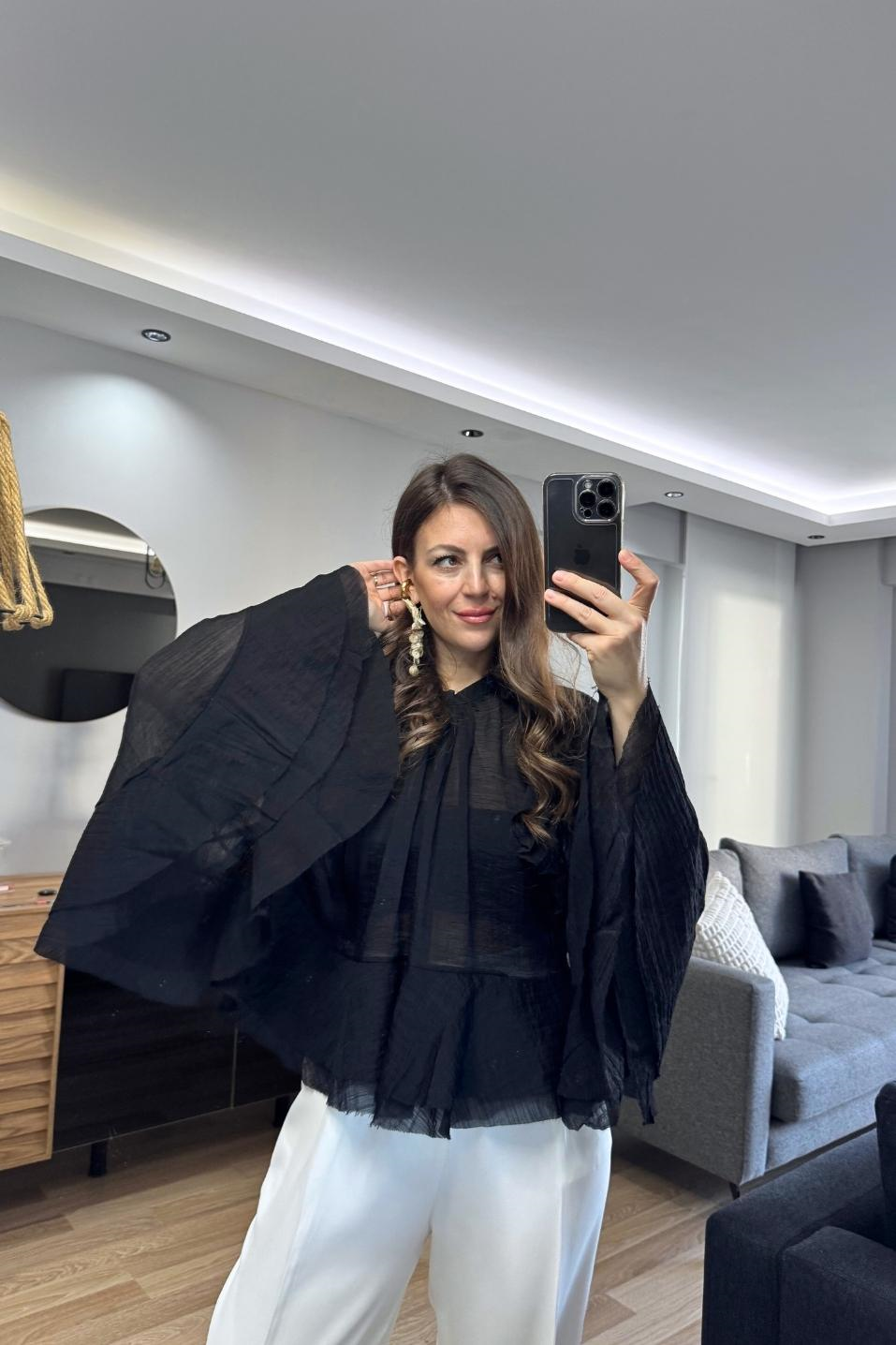 Liora Fırfır Detaylı Transparan Bluz Siyah