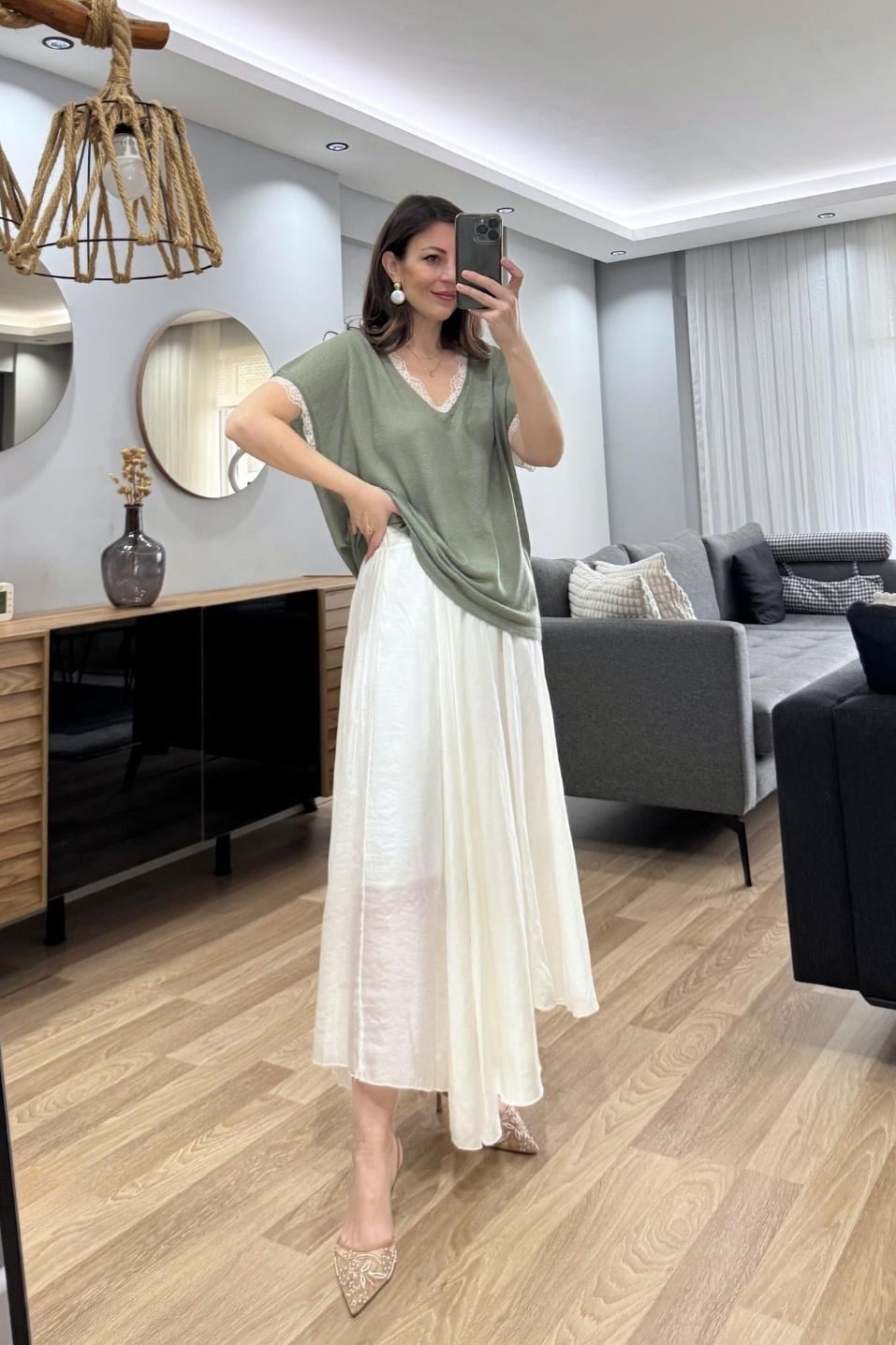 Mirelle Dantel Detaylı Bluz Çağla Yeşili