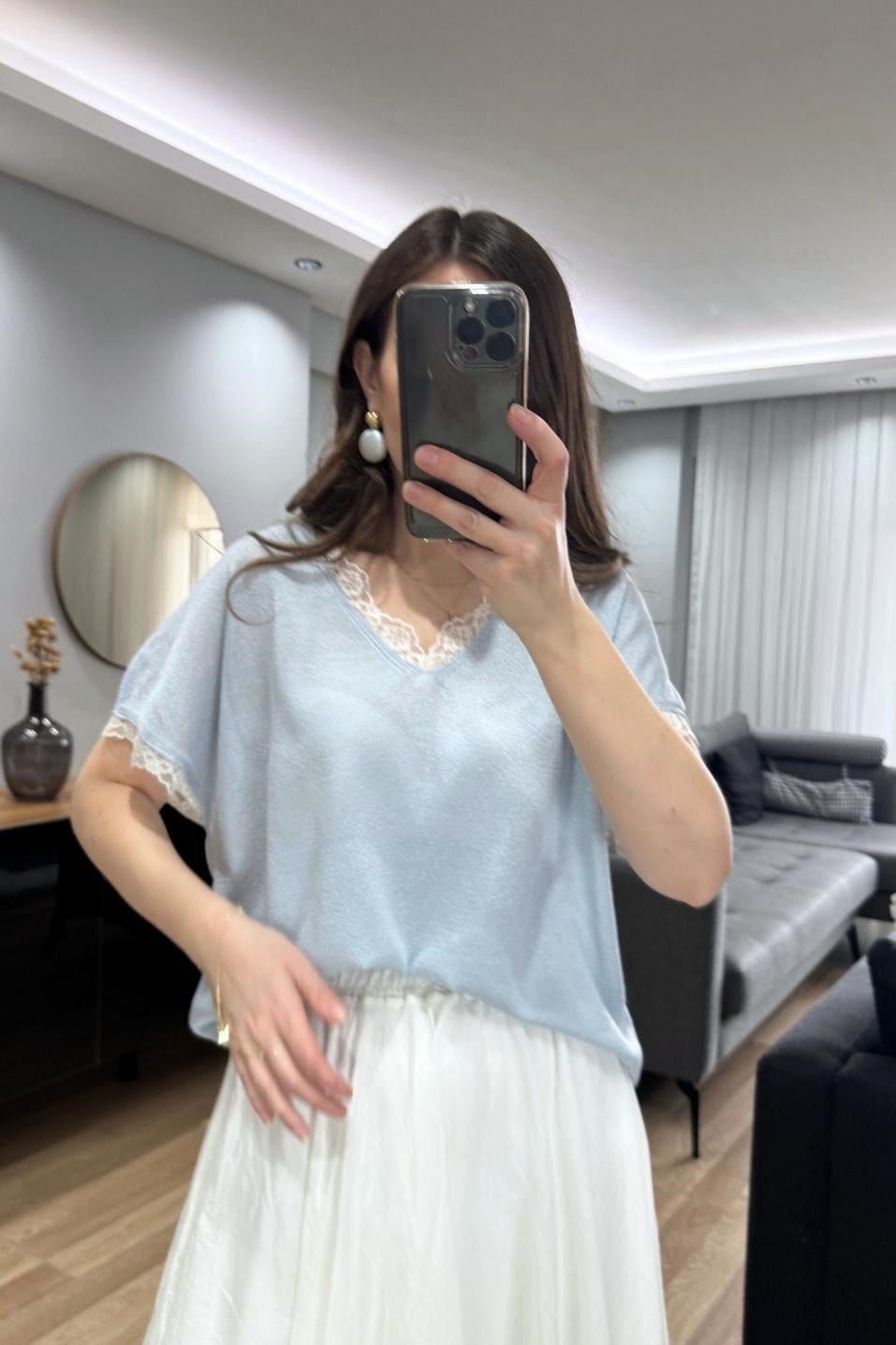 Mirelle Dantel Detaylı Bluz Mavi