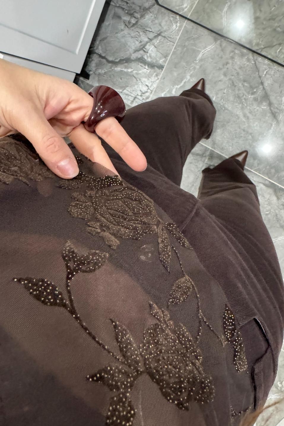 Nakışlı Transparan Bluz Kahverengi