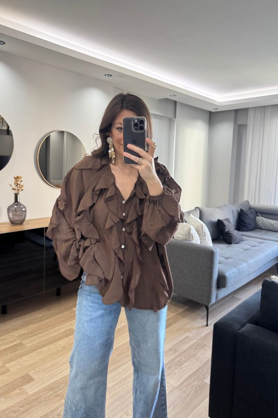 Reva Fırfır Detaylı Gömlek Bluz Kahverengi