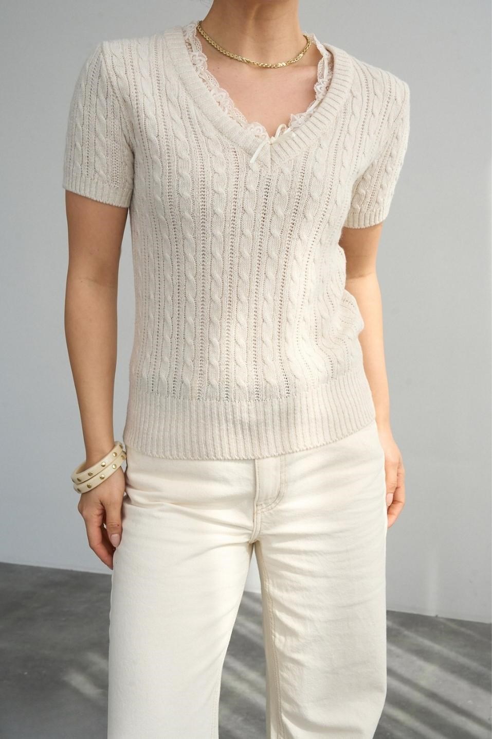 V Yaka Dantelli Triko Bluz Krem