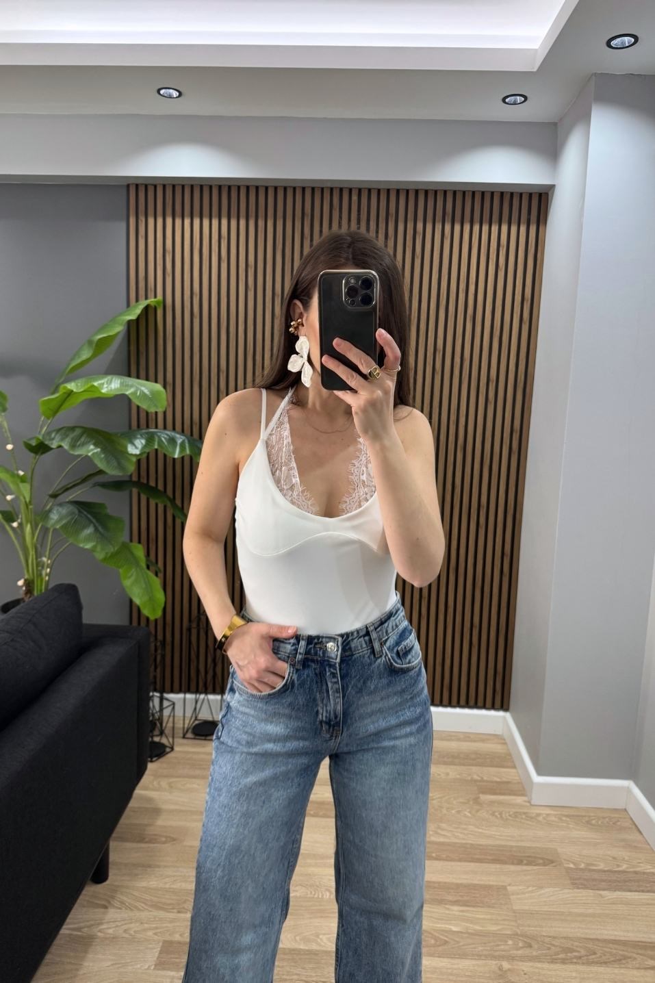Dantel Detaylı Bodysuit Ekru