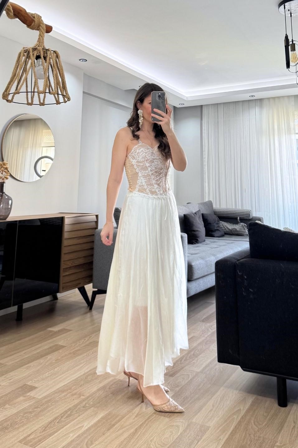 Celeste Dantel Korse Büstiyer Bej