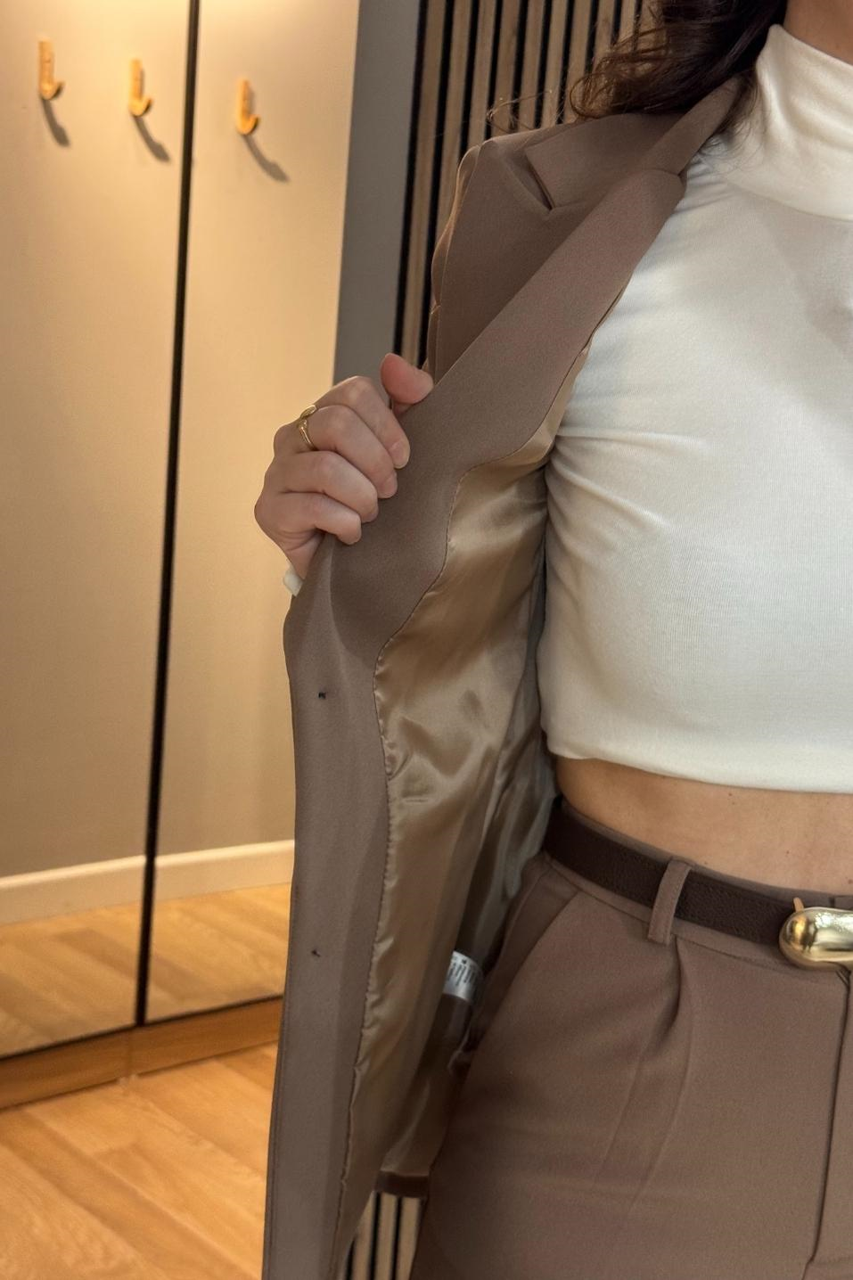 Belden Oturtmalı Astarlı Blazer Ceket Açık Kahve