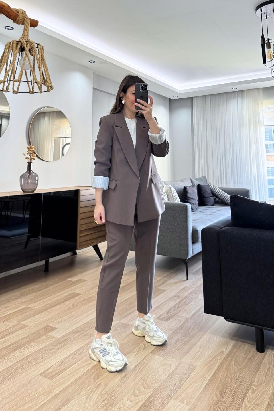 Kolu Katlamalı Astarlı Blazer Ceket Kahverengi
