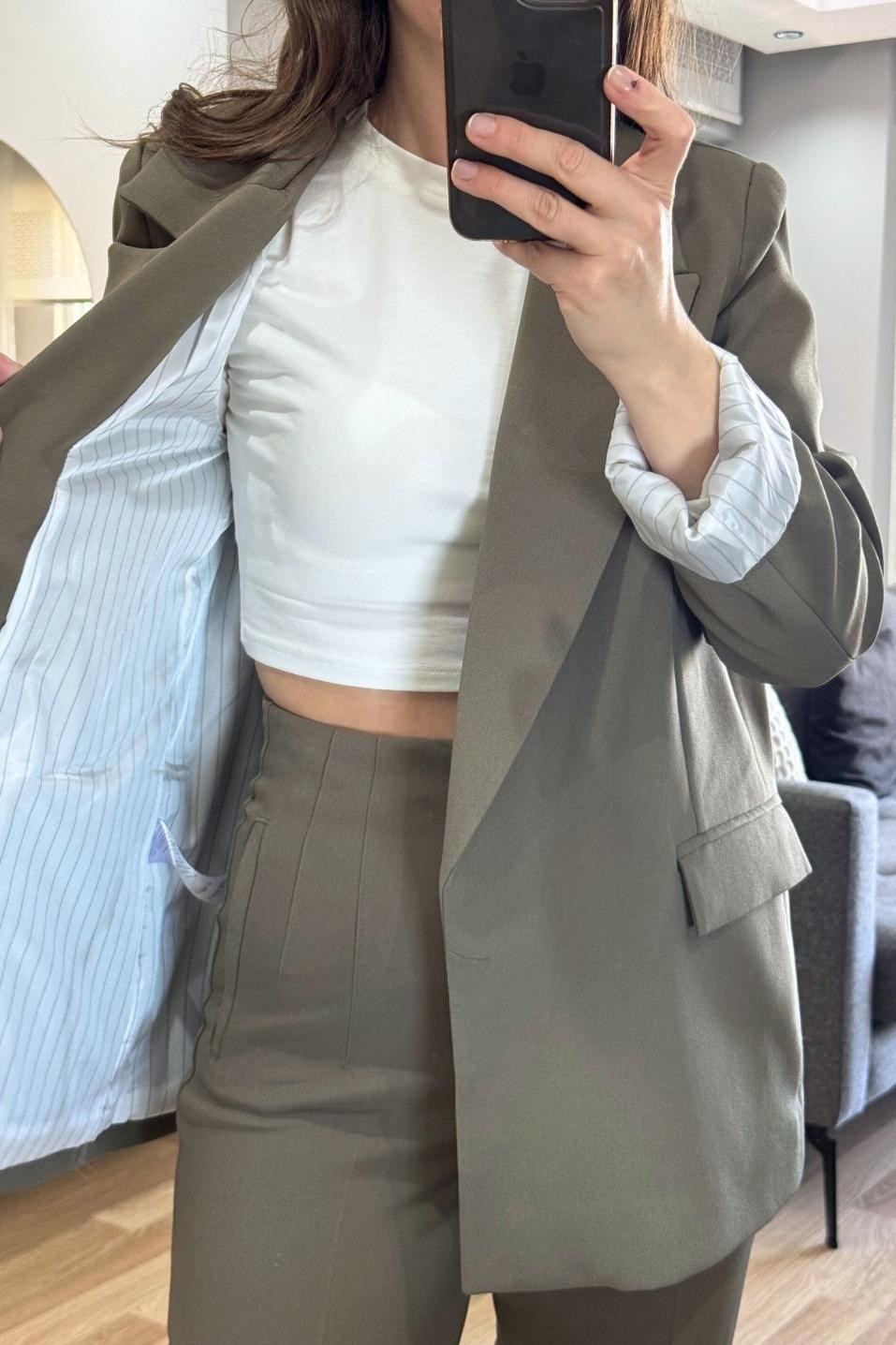 Kolu Katlamalı Astarlı Blazer Ceket Haki Yeşil