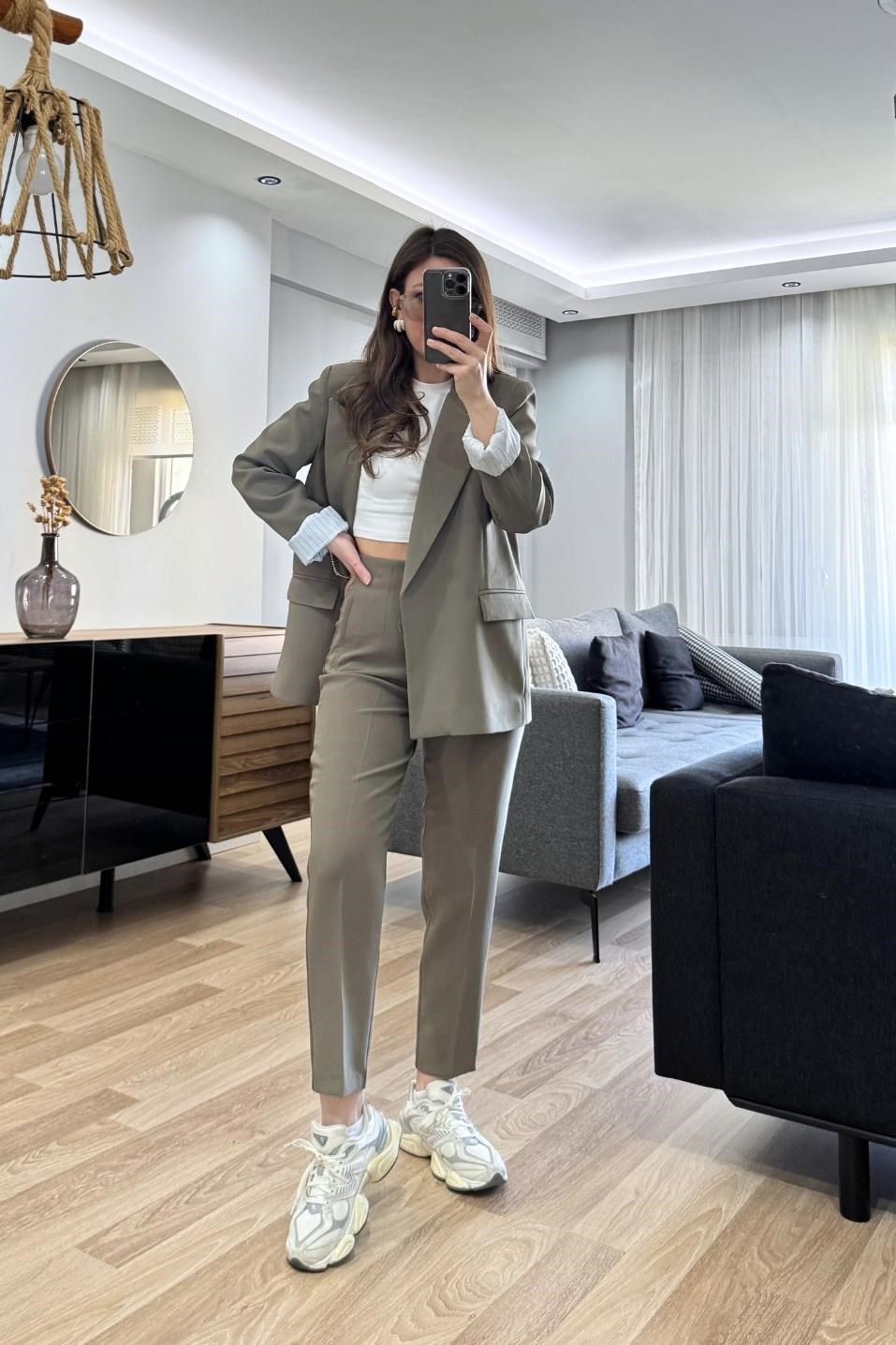 Kolu Katlamalı Astarlı Blazer Ceket Haki Yeşil