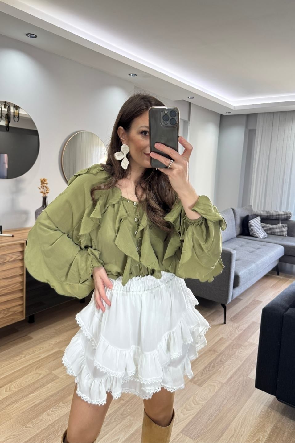 Luvira Katmanlı Güpür Detaylı Şortlu Etek Beyaz
