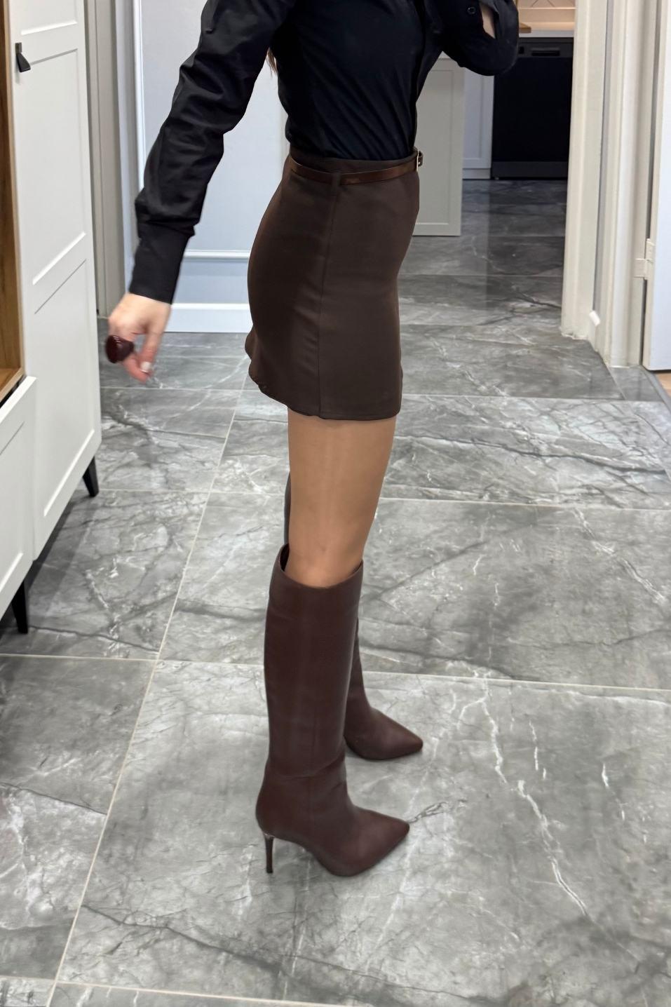 Zr Model Kemerli Şort Etek Kahverengi