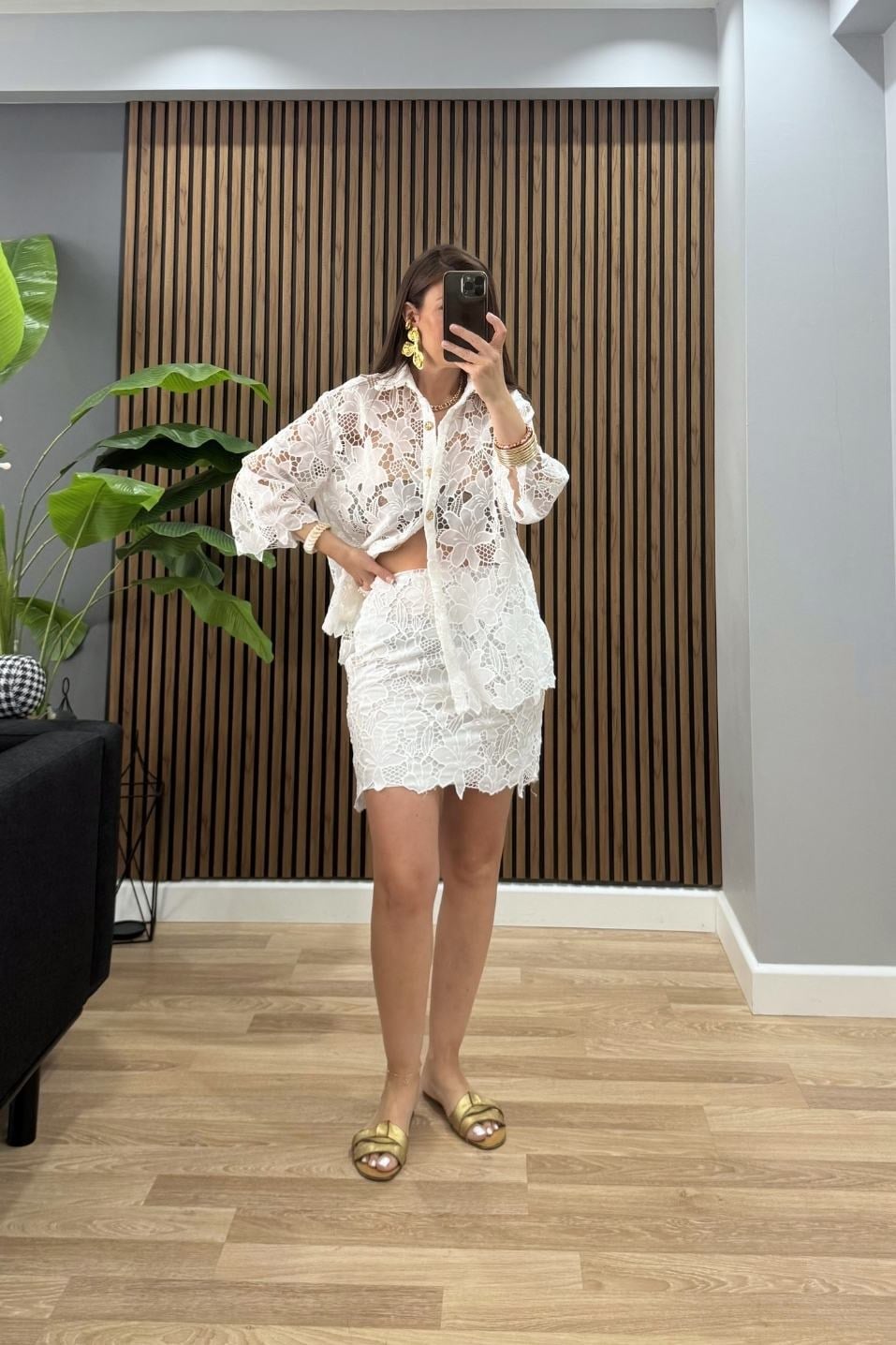 Floral Dantel Gold Düğmeli Gömlek Beyaz