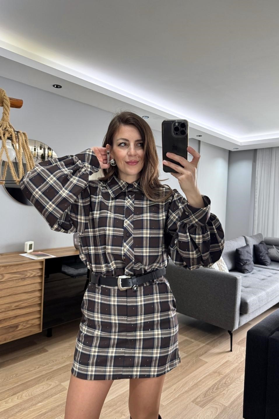 Taş Detaylı Tasarım Gömlek Kahverengi
