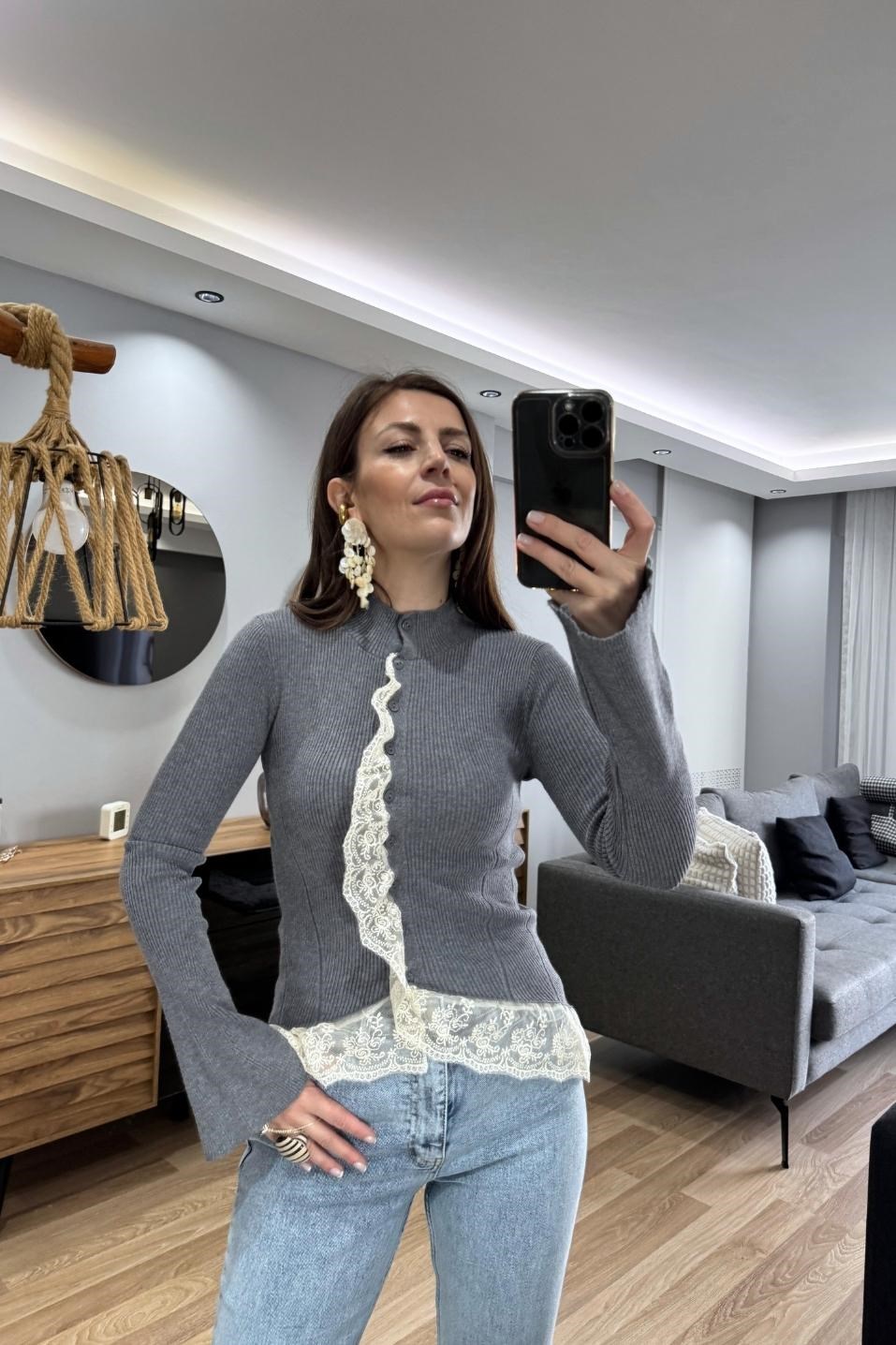 Dantelli Triko Hırka Gri