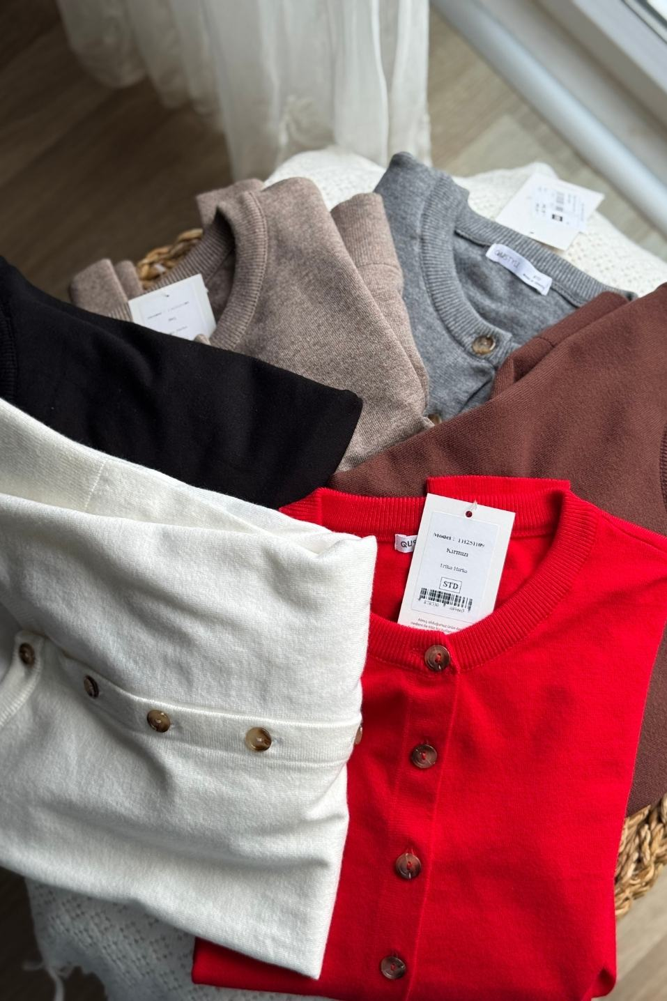 Düğmeli Premium Hırka Kırmızı