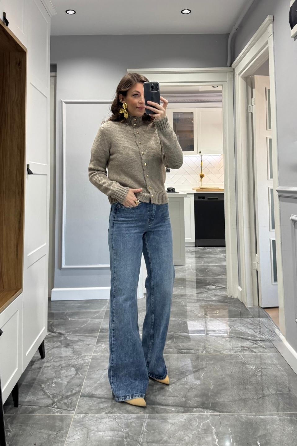 Gold Düğmeli Premium Hırka Vizon