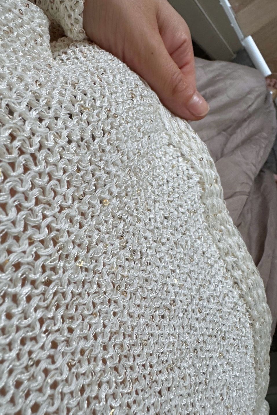 Asimetrik Kesim Işıltılı Panço Triko Bluz Ekru