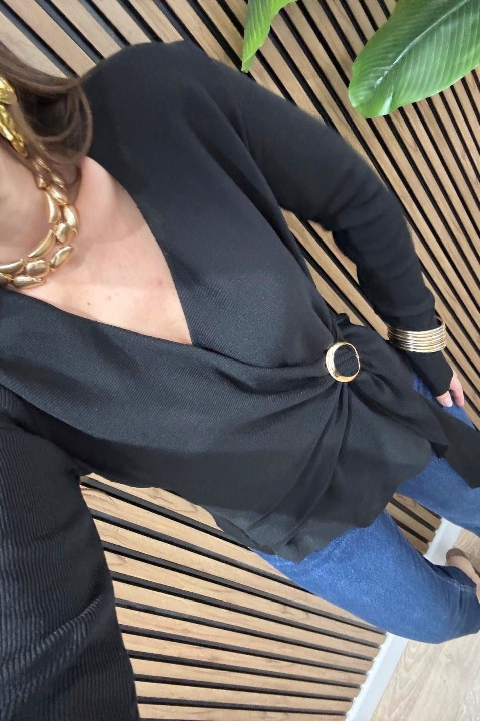 Livia Halka Toka Detaylı Triko Bluz Siyah