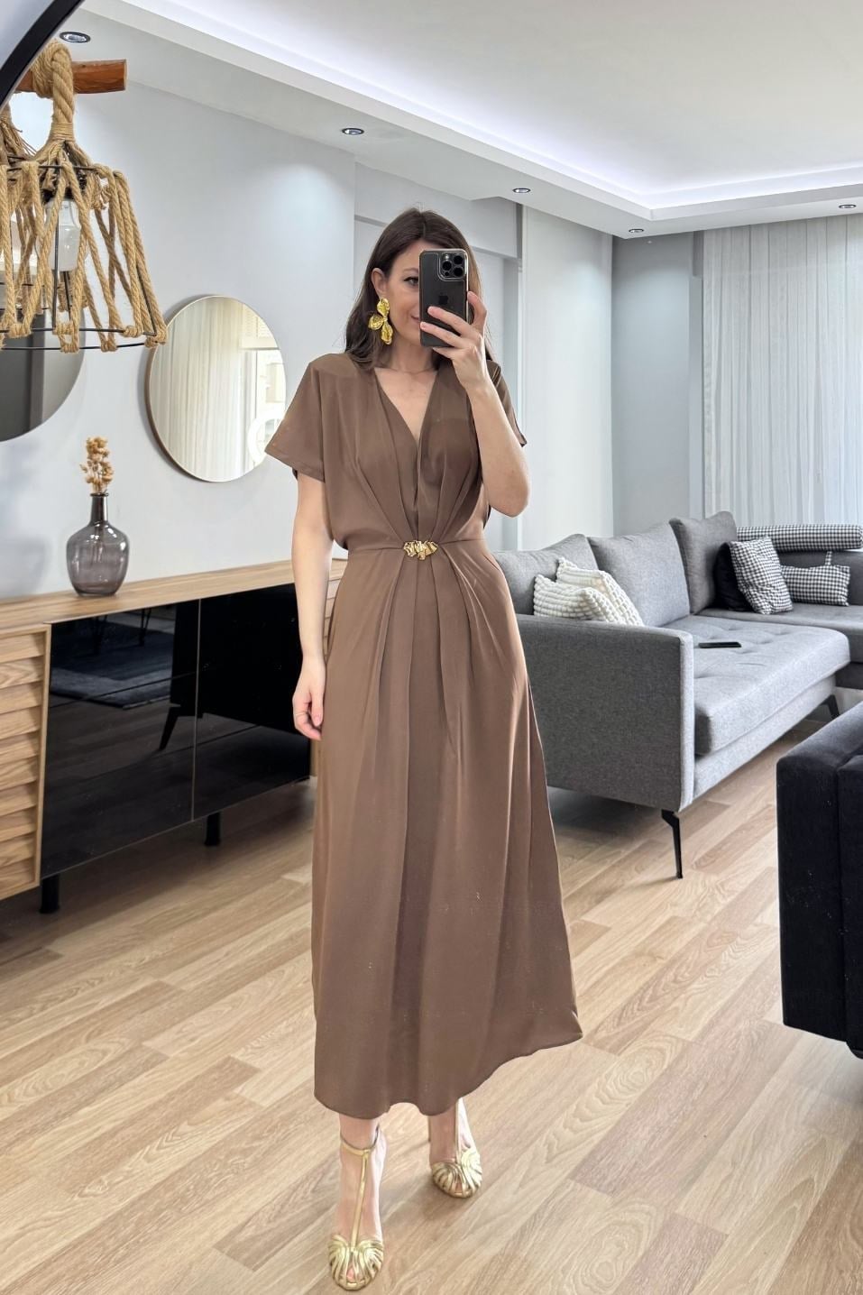 Arya Gold Tokalı Midi Elbise Kahverengi