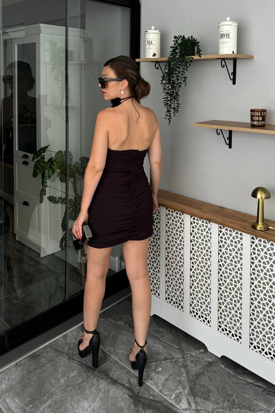 Straplez Gül Detaylı Elbise Siyah