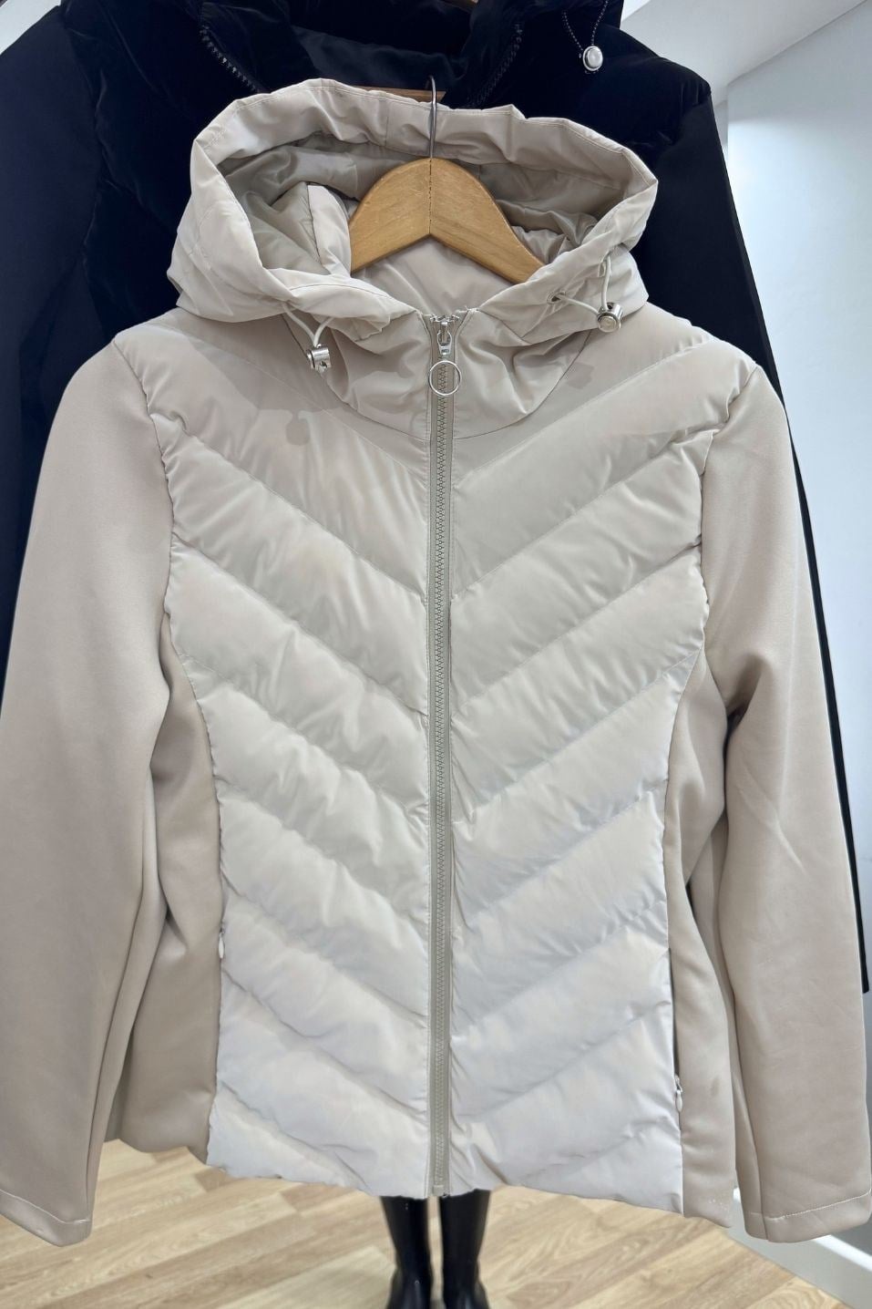 Kapüşonlu Dolgulu Premium Mont Bej