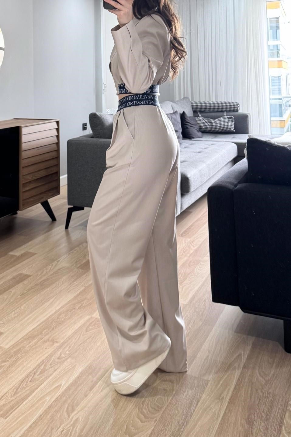 Bel Lastik Detaylı Pantolon Bej