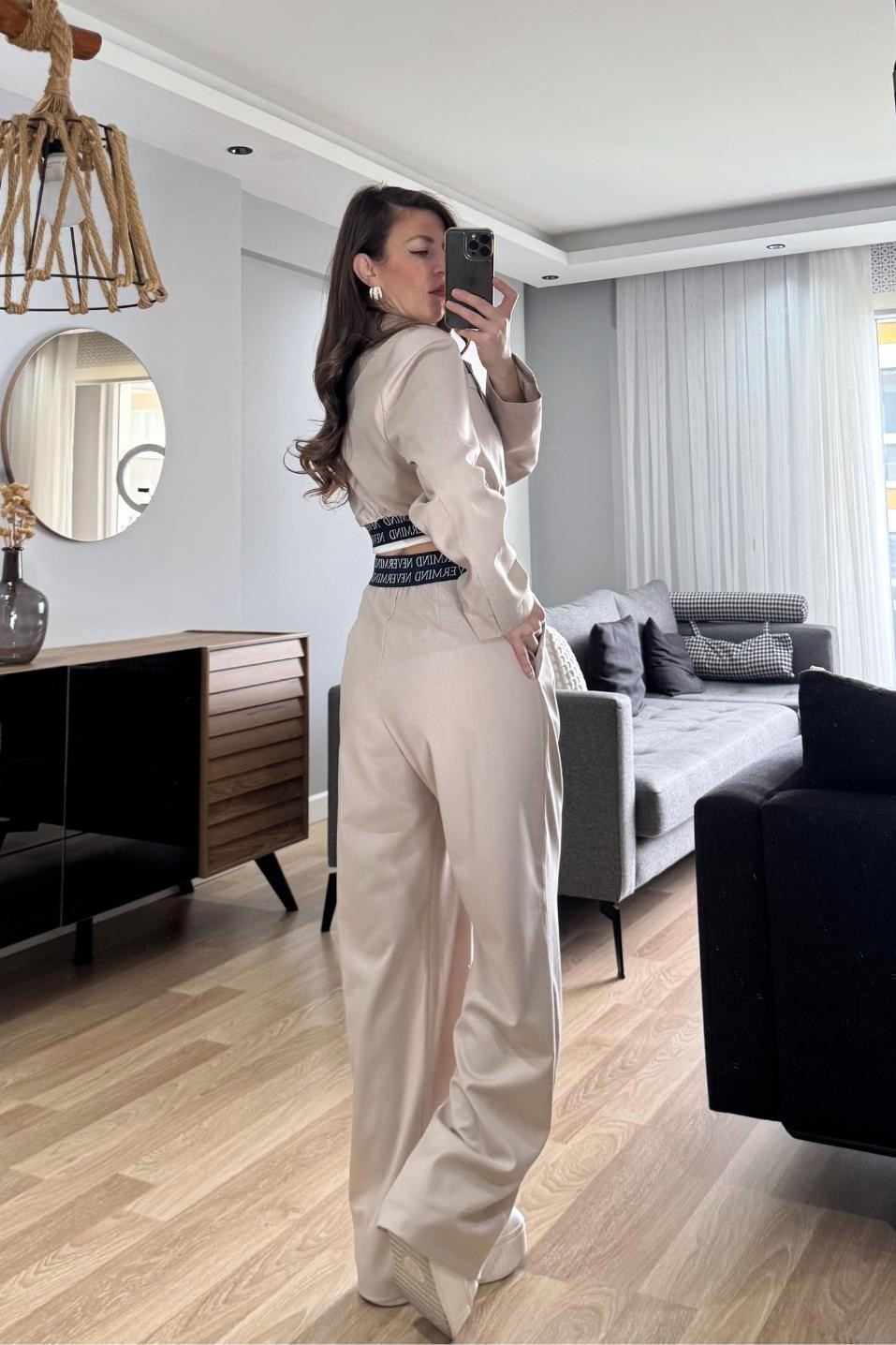 Bel Lastik Detaylı Pantolon Bej