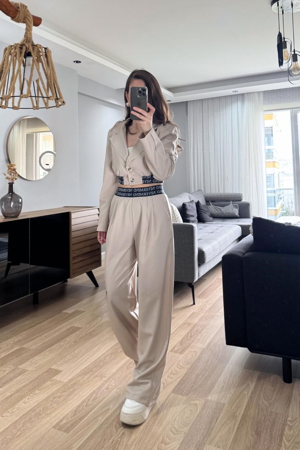 Bel Lastik Detaylı Pantolon Bej