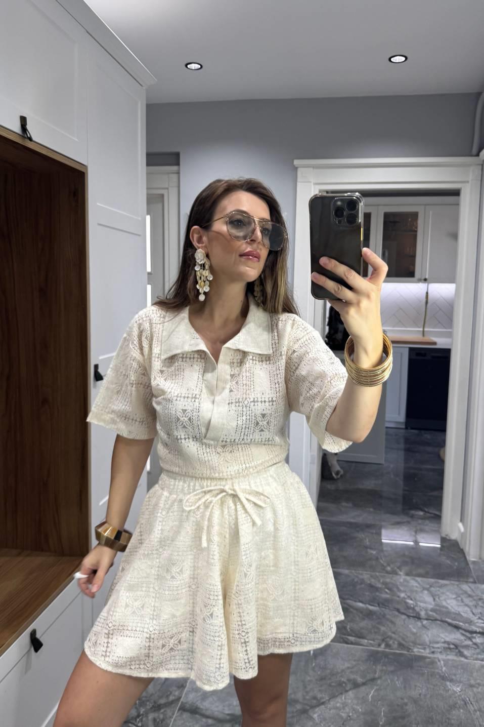 Bel Lastikli Astarlı Lazerli Şort Natural