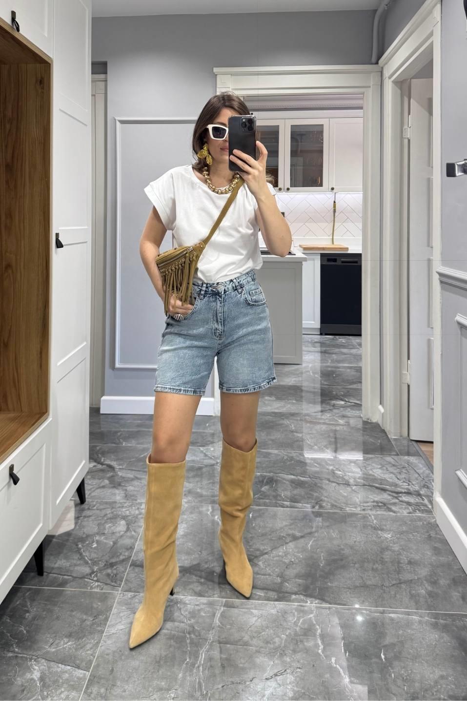 Zr Model Şehir Boy Denim Şort Mavi