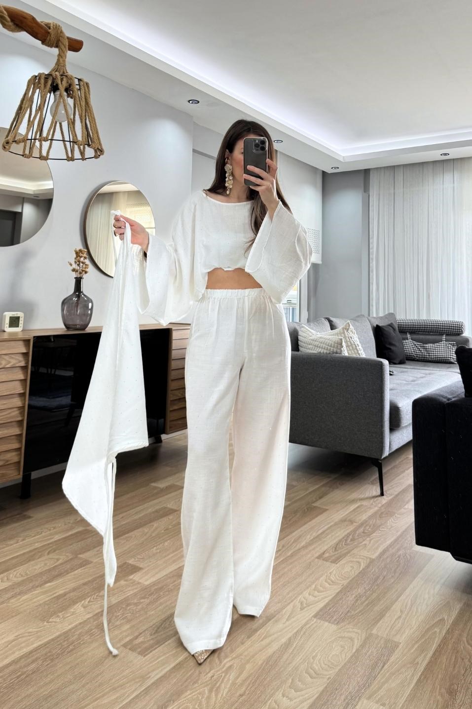 Solea Taş Detaylı Müslin Takım Beyaz