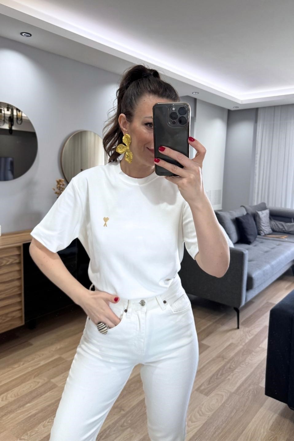 Bisiklet Yaka Premium Tişört Ekru
