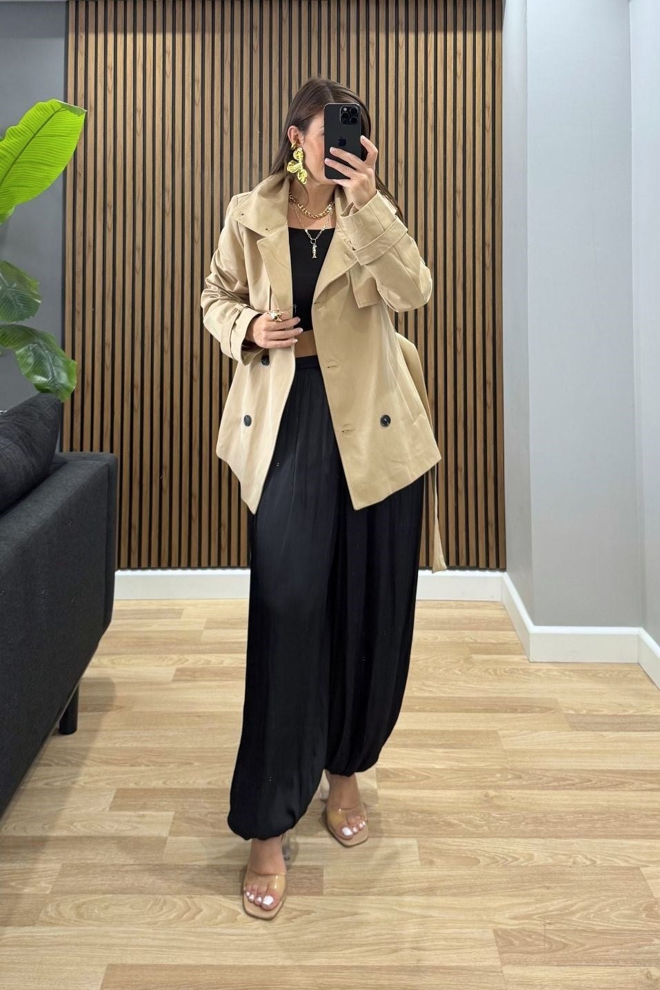 Eloise Pelerin Detaylı Kemerli Trençkot Camel