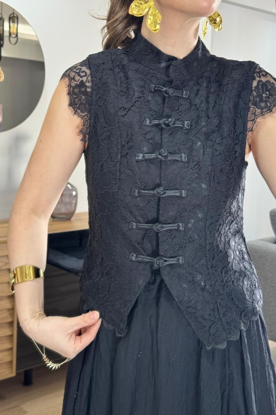 Alira Dantel Vintage Yelek Bluz Siyah