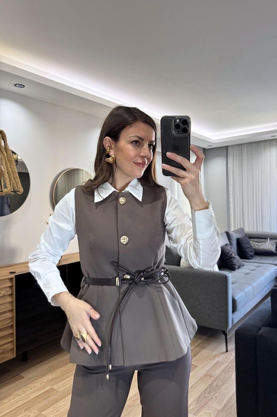 Gold Düğmeli Kemerli Astarlı Yelek Kahverengi